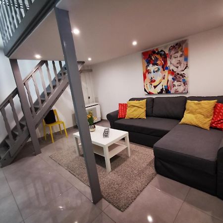 Kst Apartman Apartment Будапеща Екстериор снимка